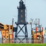 De Uul Mit Schwimmbad Und Sauna Daire Dorumer Neufeld