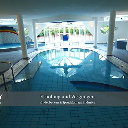 De Uul Mit Schwimmbad Und Sauna *